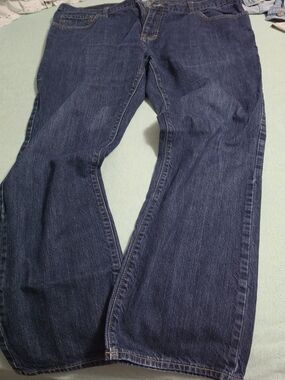 Old Navy Men's Relaxed Jeans in Dark Blue Denim
